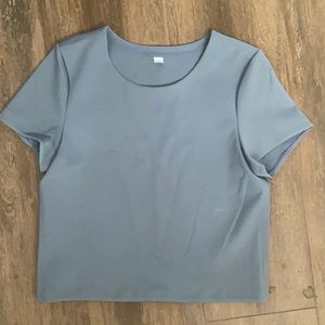 Lululemon super soft cropped shirt size 2 (wears like a 4!)